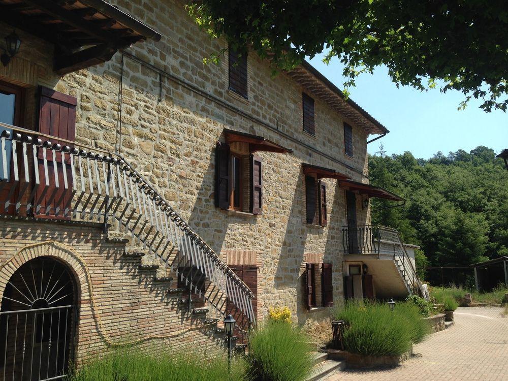 Agriturismo Ponte Di Riocchio Gubbio Exterior foto
