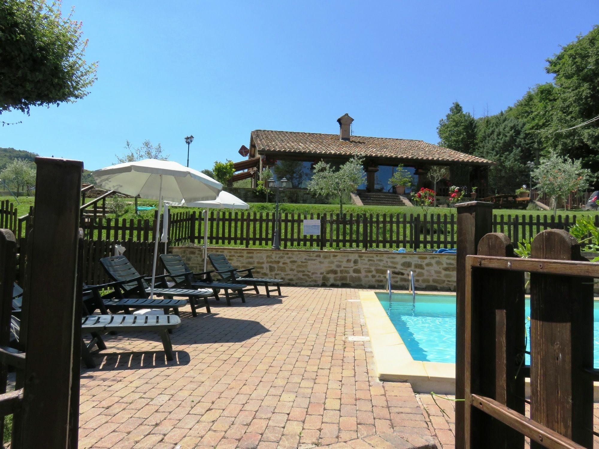 Agriturismo Ponte Di Riocchio Gubbio Exterior foto